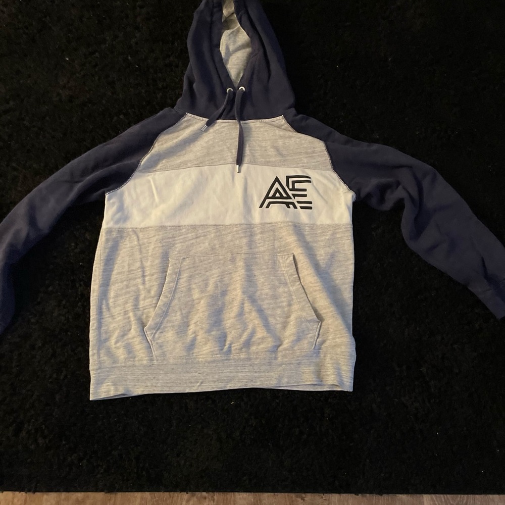 Mens large American eagle sweatshirt